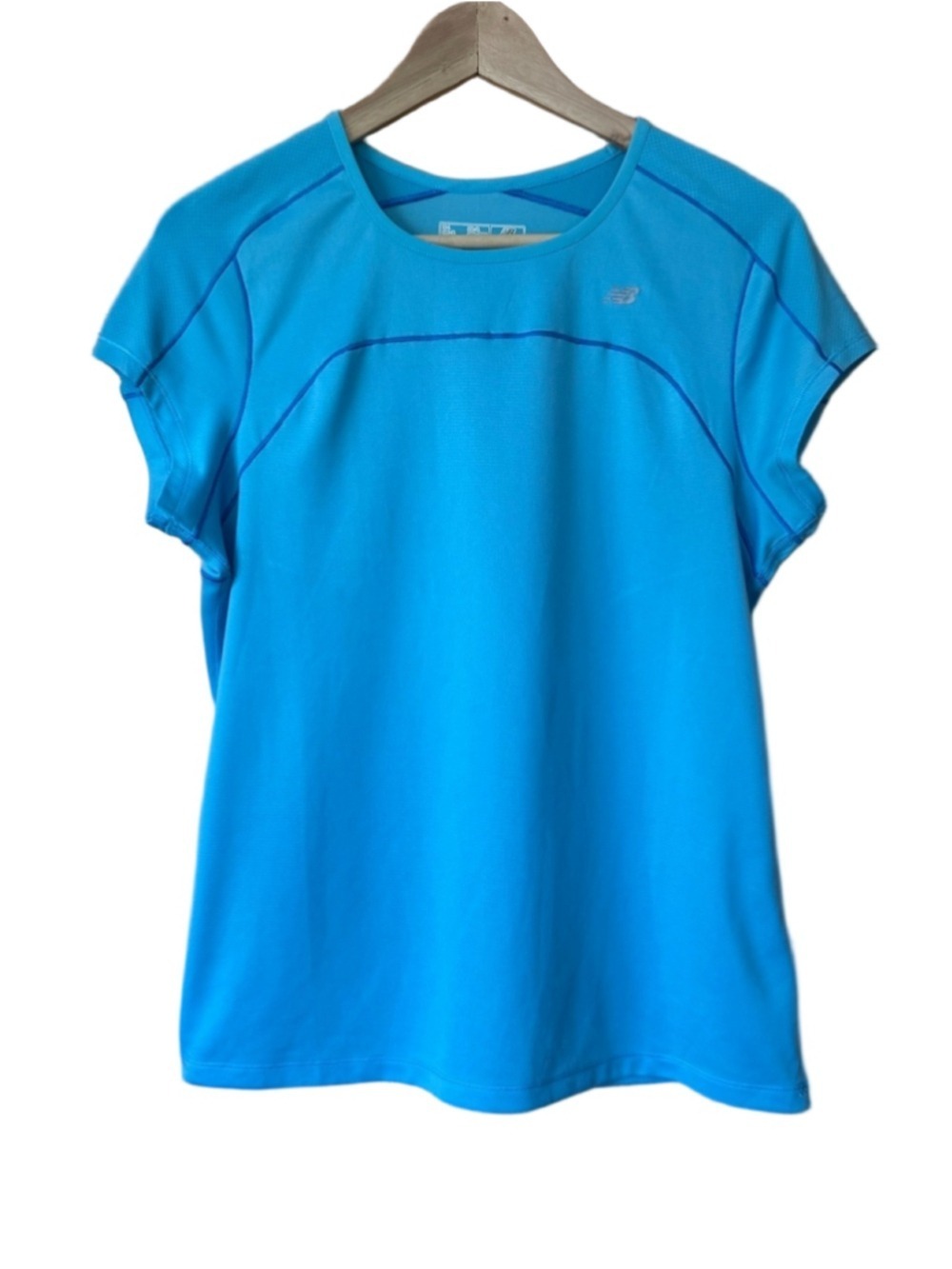 New Balance Fitted Turquoise Cap Sleeve Athletic Tee size large